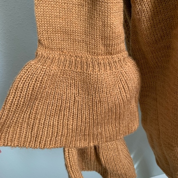 Main Strip Women’s Layered Sleeve Sweater Dress Size Small - Picture 15 of 17